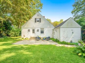 33 Halsey Drive, Greenwich CT 06870