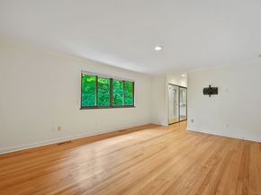 289 New Norwalk Road 22, New Canaan CT 06840