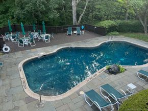 289 New Norwalk Road 22, New Canaan CT 06840