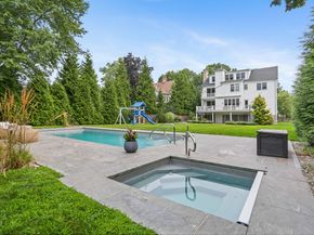 254 Penfield Road, Fairfield CT 06824