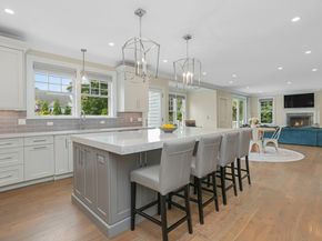 254 Penfield Road, Fairfield CT 06824