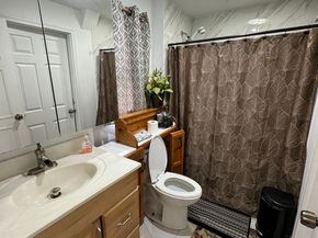 385 Chamberlain Avenue, Bridgeport CT 06606