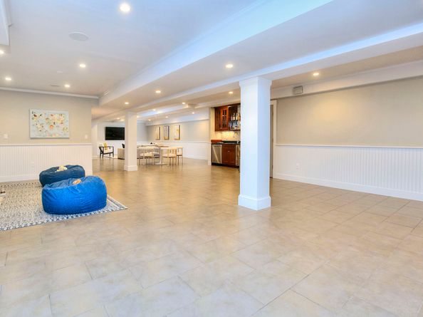 14 Mayflower Parkway, Westport CT 06880