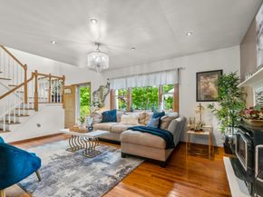 30 Hi Barlow Road, Newtown CT 06470