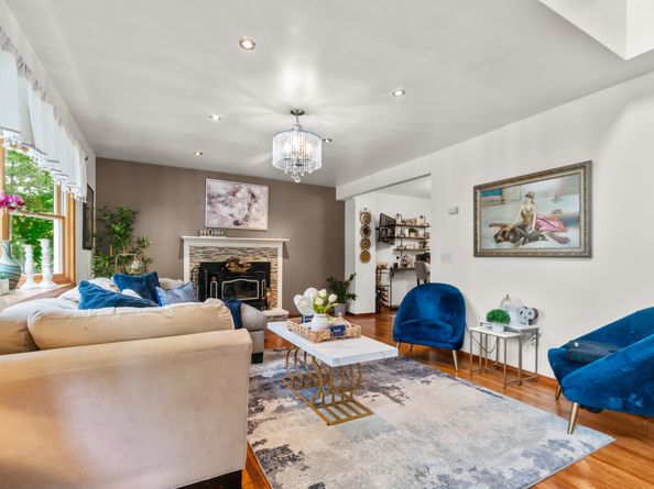 30 Hi Barlow Road, Newtown CT 06470