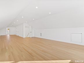 10 Tierney Lane, Westport CT 06880