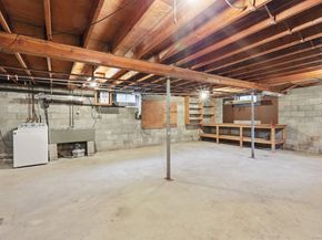 1 Old Middle Road, New Milford CT 06776