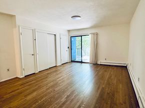 27 Stonecrop Road, Norwalk CT 06851