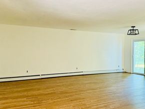 27 Stonecrop Road, Norwalk CT 06851