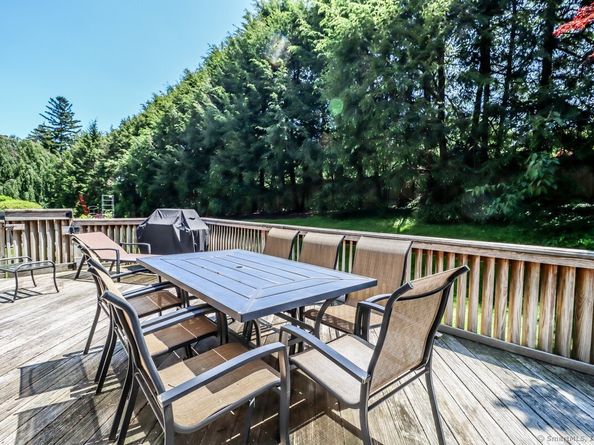 230 New Canaan Avenue APT 2, Norwalk CT 06850