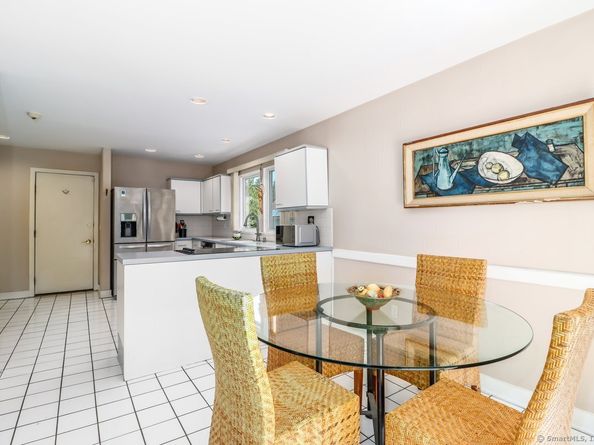 230 New Canaan Avenue APT 2, Norwalk CT 06850