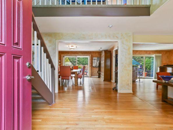 8 Hedgerow Common, Weston CT 06883