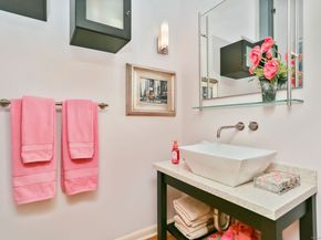 8 Hedgerow Common, Weston CT 06883
