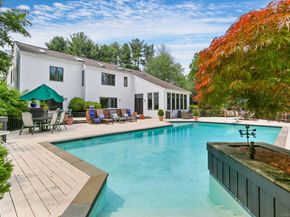 8 Hedgerow Common, Weston CT 06883
