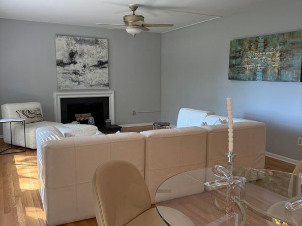 13 Hills Lane 13, Westport CT 06880