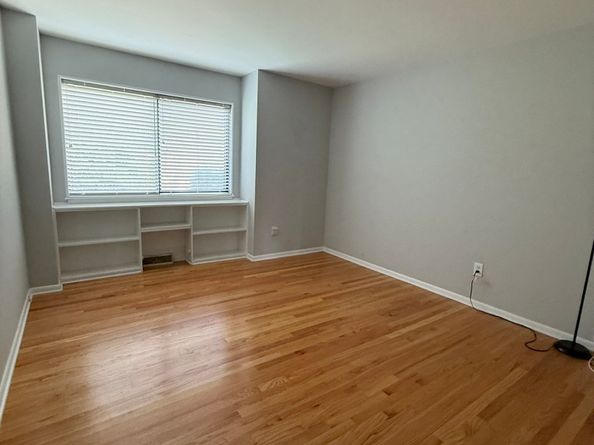 13 Hills Lane 13, Westport CT 06880