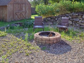 6 Pitcairn Avenue, Leicester MA 01524