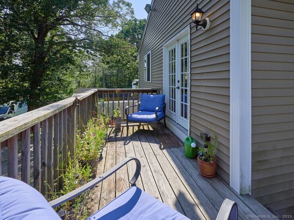 6 Pitcairn Avenue, Leicester MA 01524