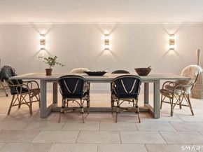 25 Father Peters Lane, New Canaan CT 06840