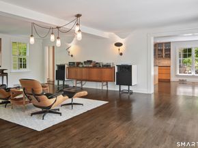 25 Father Peters Lane, New Canaan CT 06840