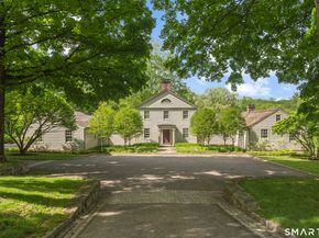 25 Father Peters Lane, New Canaan CT 06840