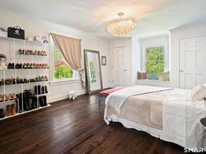 25 Father Peters Lane, New Canaan CT 06840