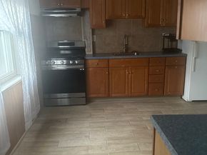 Bld 35 Court D Court 133, Bridgeport CT 06610
