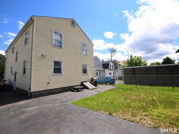 152 Jackson Avenue, Bridgeport CT 06606