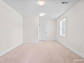 78 Village Court 78, Wilton CT 06897