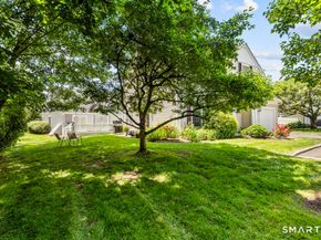78 Village Court 78, Wilton CT 06897