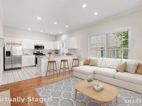 78 Village Court 78, Wilton CT 06897