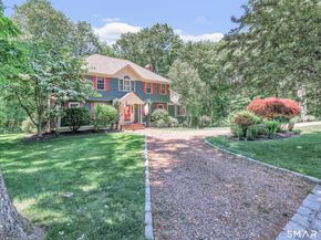 995 Beaver Dam Road, Stratford CT 06614
