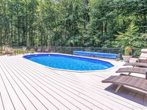 995 Beaver Dam Road, Stratford CT 06614