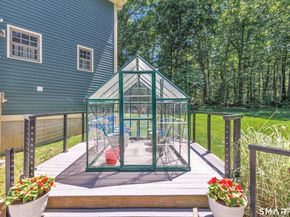 995 Beaver Dam Road, Stratford CT 06614