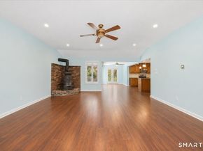 2 Judith Drive, Danbury CT 06811