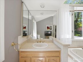 2 Judith Drive, Danbury CT 06811