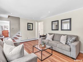 15 Evelyn Street, Trumbull CT 06611