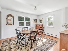 15 Evelyn Street, Trumbull CT 06611