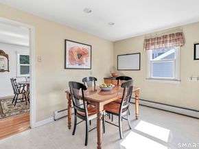 15 Evelyn Street, Trumbull CT 06611