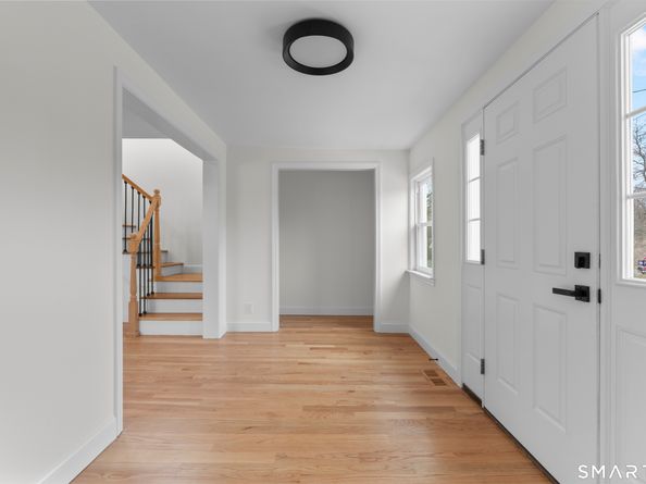 35 Elberta Avenue, Trumbull CT 06611