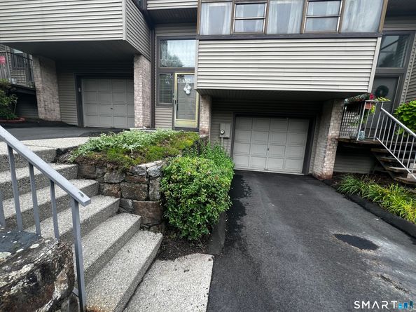 2539 Bedford Street 38C, Stamford CT 06905