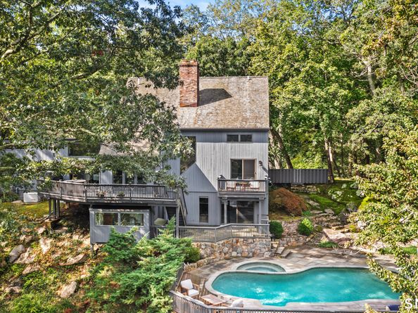 129 Davis Hill Road, Weston CT 06883