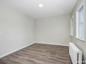 1040 Connecticut Avenue, Bridgeport CT 06607