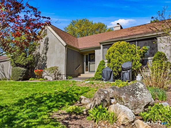 209 Acorn Lane A, Stratford CT 06614