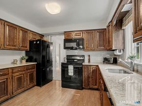 86 Fire Hill Road, Redding CT 06896