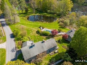 6 Brinsmade Lane, Sherman CT 06784