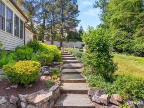 28 East Lane, Darien CT 06820