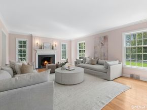 39 Leeuwarden Road, Darien CT 06820