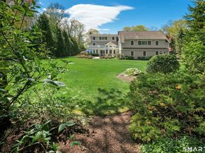 39 Leeuwarden Road, Darien CT 06820