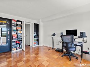44 Strawberry Hill Avenue 8K, Stamford CT 06902